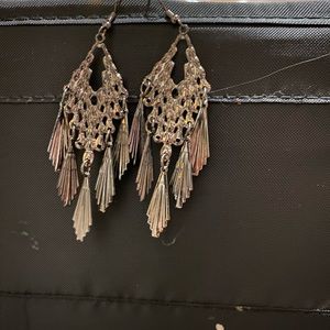 2 pairs of earrings!